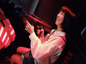 夏休み日焼けあとが残る雪乃ちゃんとごっくんプール教室　サンプル画像04